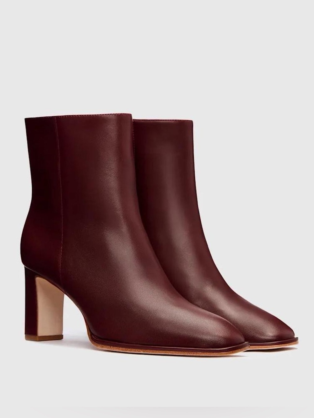 Reformation Gillian Ankle Boots in Ruby (Size 7)